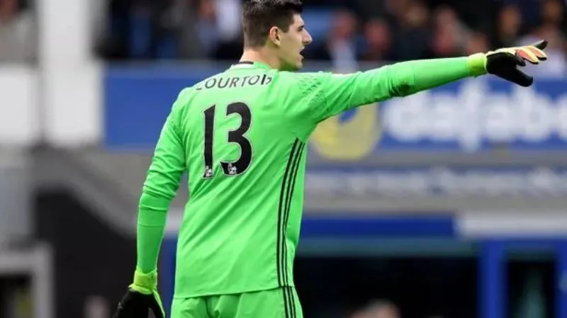 Số Áo Courtois - Người Gác Đền Xuất Sắc Của Bóng Đá Đương Đại 5 Chelsea (2014-2018): Số áo 13 và sự thay đổi định mệnh