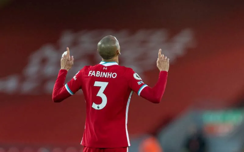 Những Cầu Thủ Mang Áo Số 3: Biểu Tượng Hàng Phòng Ngự Thép 6 Fabinho – Sự Linh Hoạt Của Liverpool